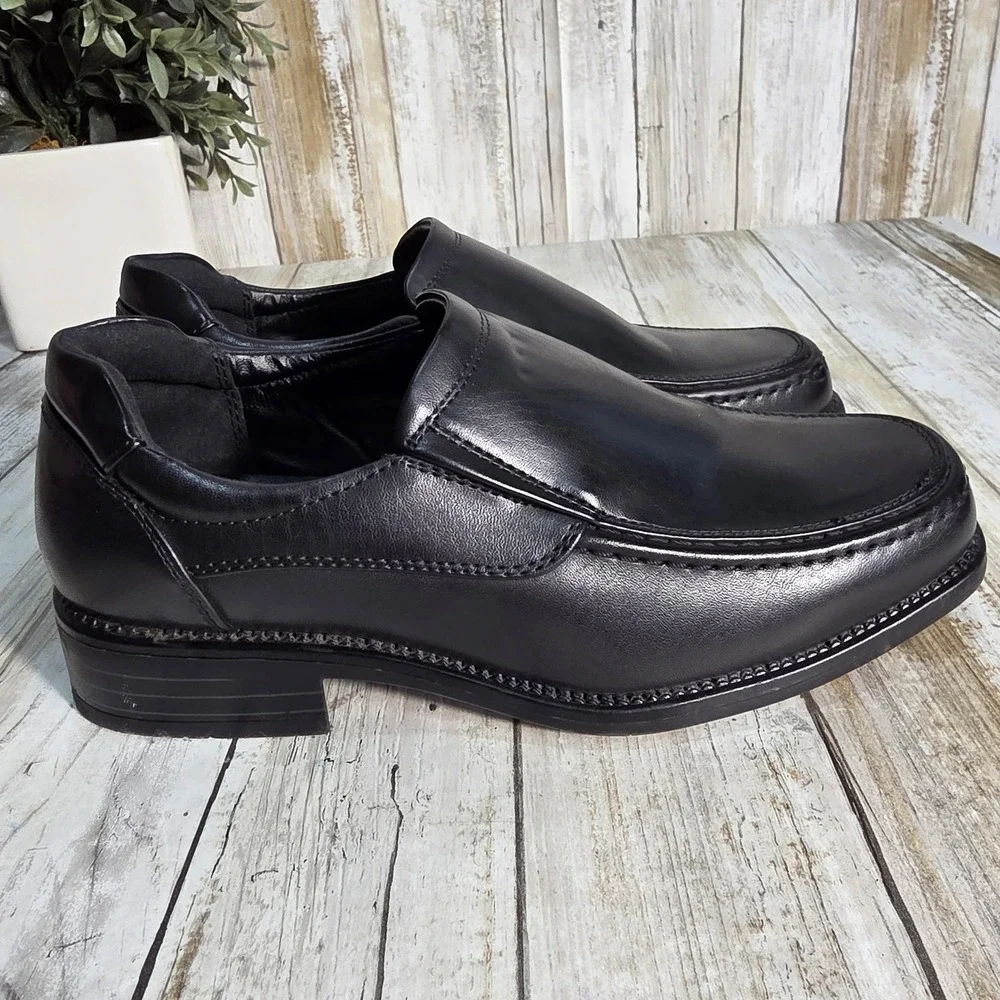 Robert David Boys Black Slip On Dress Shoes Square Toe Loafers Size 2M Formal